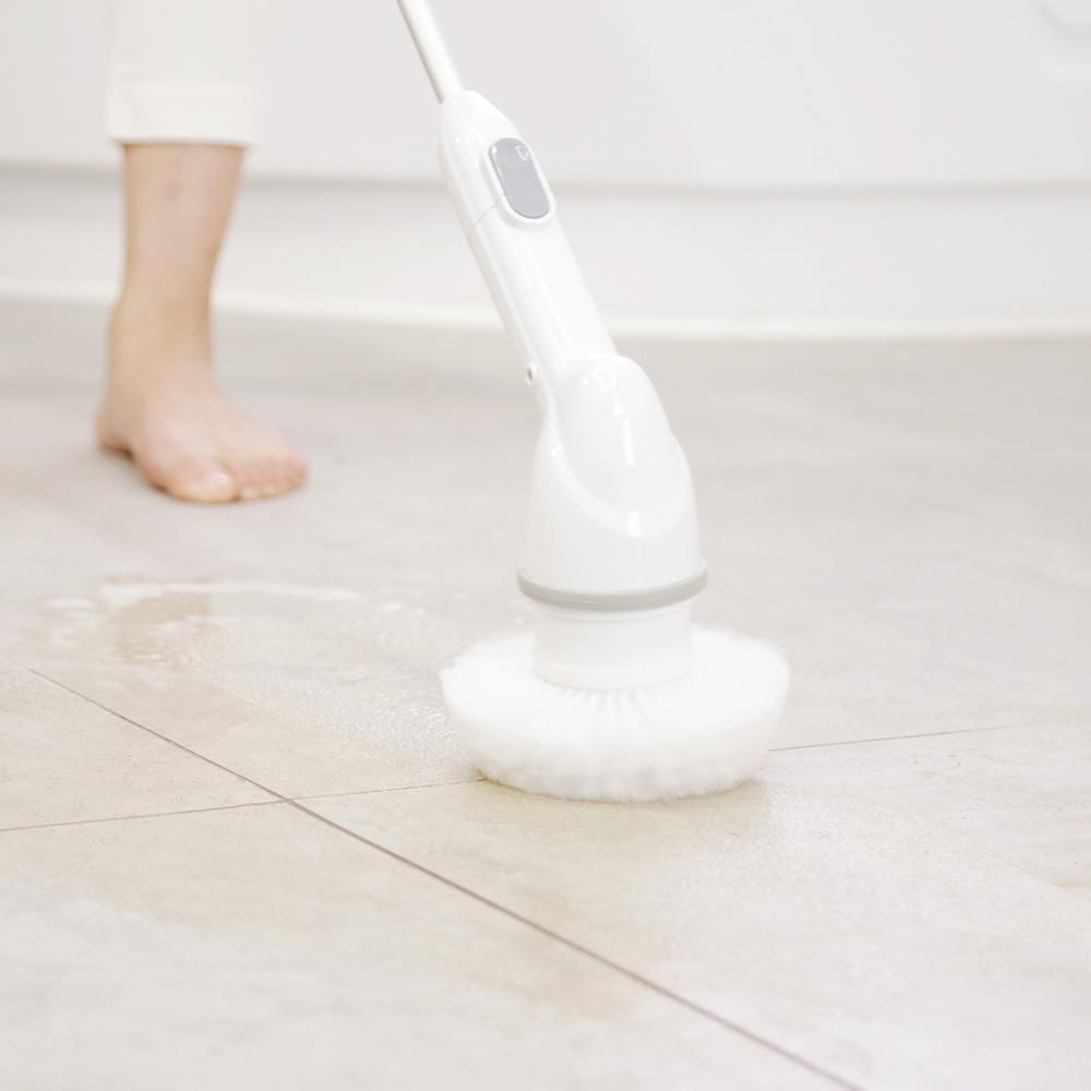 Cordless Bathroom Cleaner