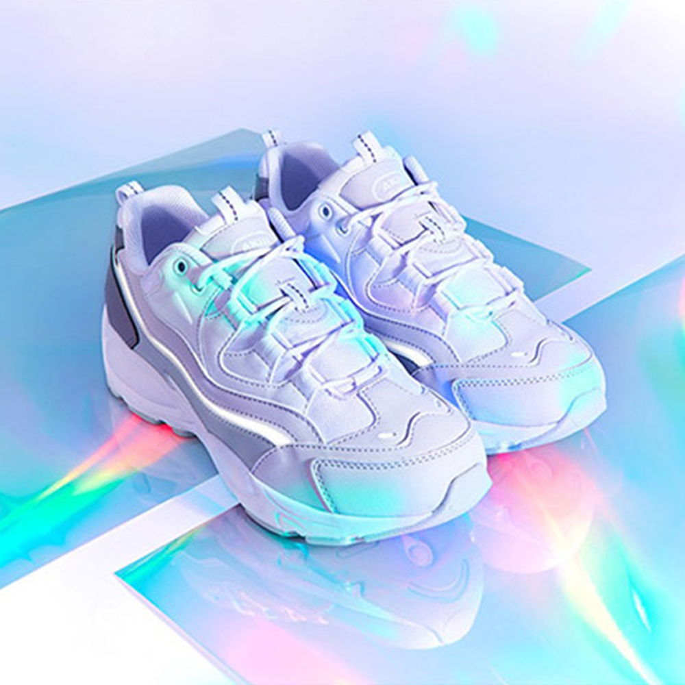 AKIIICLASSIC  SHINE Seasonal items such as sandals