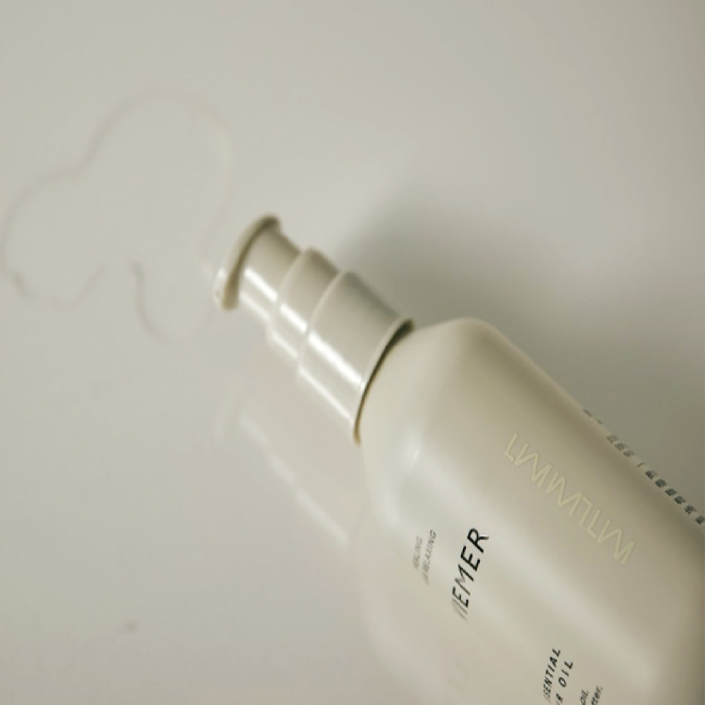 ESSENTIAL HAIR OIL